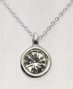 Zilveren kado: ketting met geboortesteen April