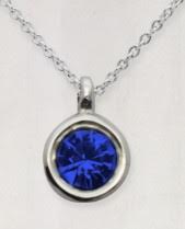 Zilveren kado: ketting met geboortesteen van September