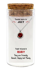 Zilveren kado: ketting met geboortesteen van Juli