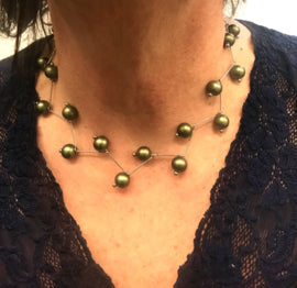 Handgemaakt collier bol versprongen