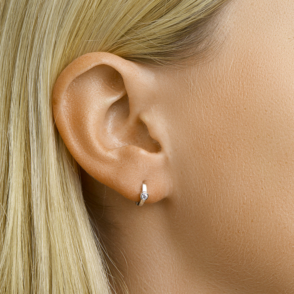 Klapoorringen zirkonia zilver gerhodineerd