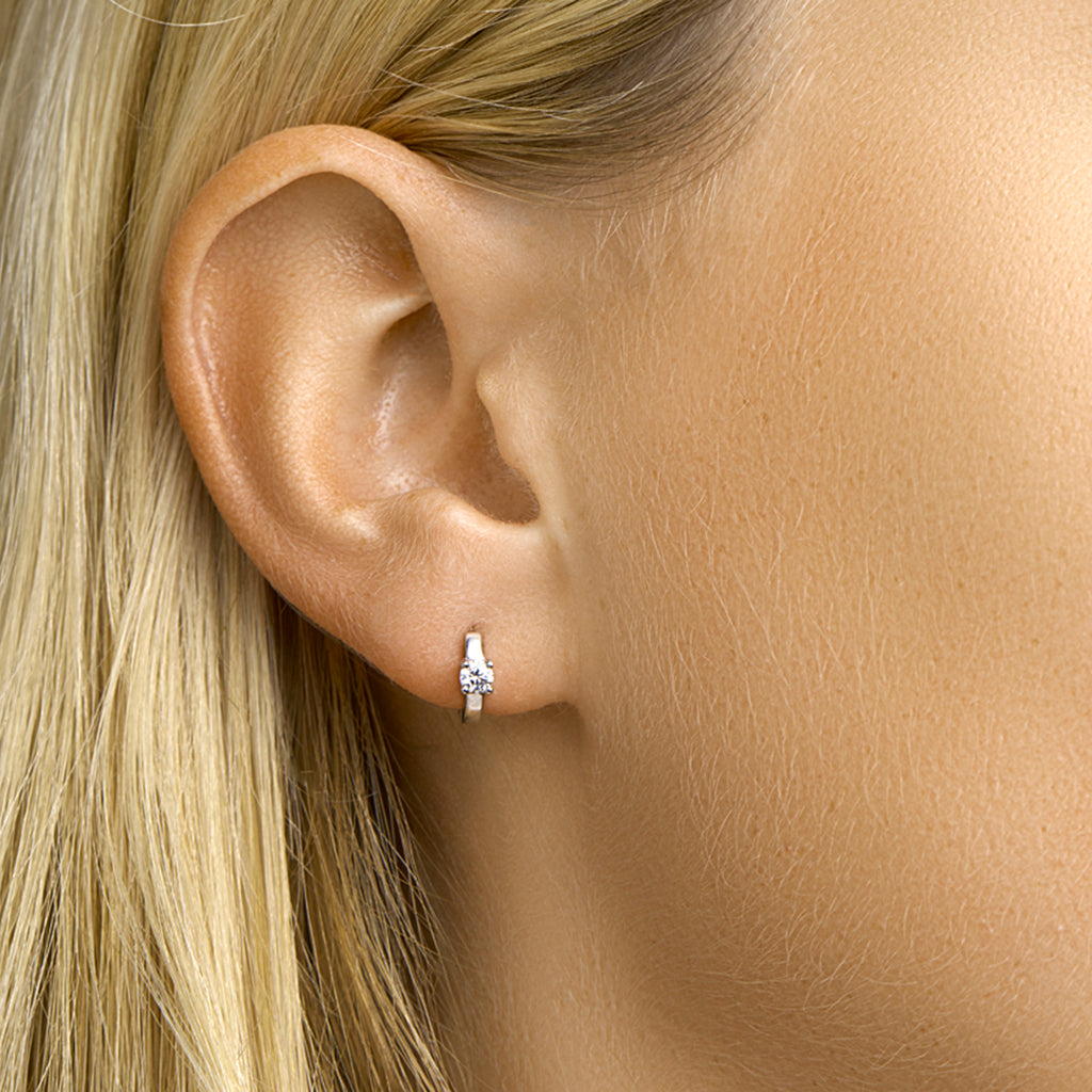 Klapoorringen zirkonia zilver gerhodineerd