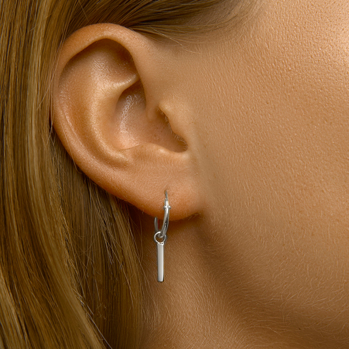 Oorringen balkje zilver gerhodineerd