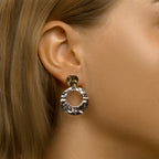 Oorhangers gehamerd zilver gerhodineerd