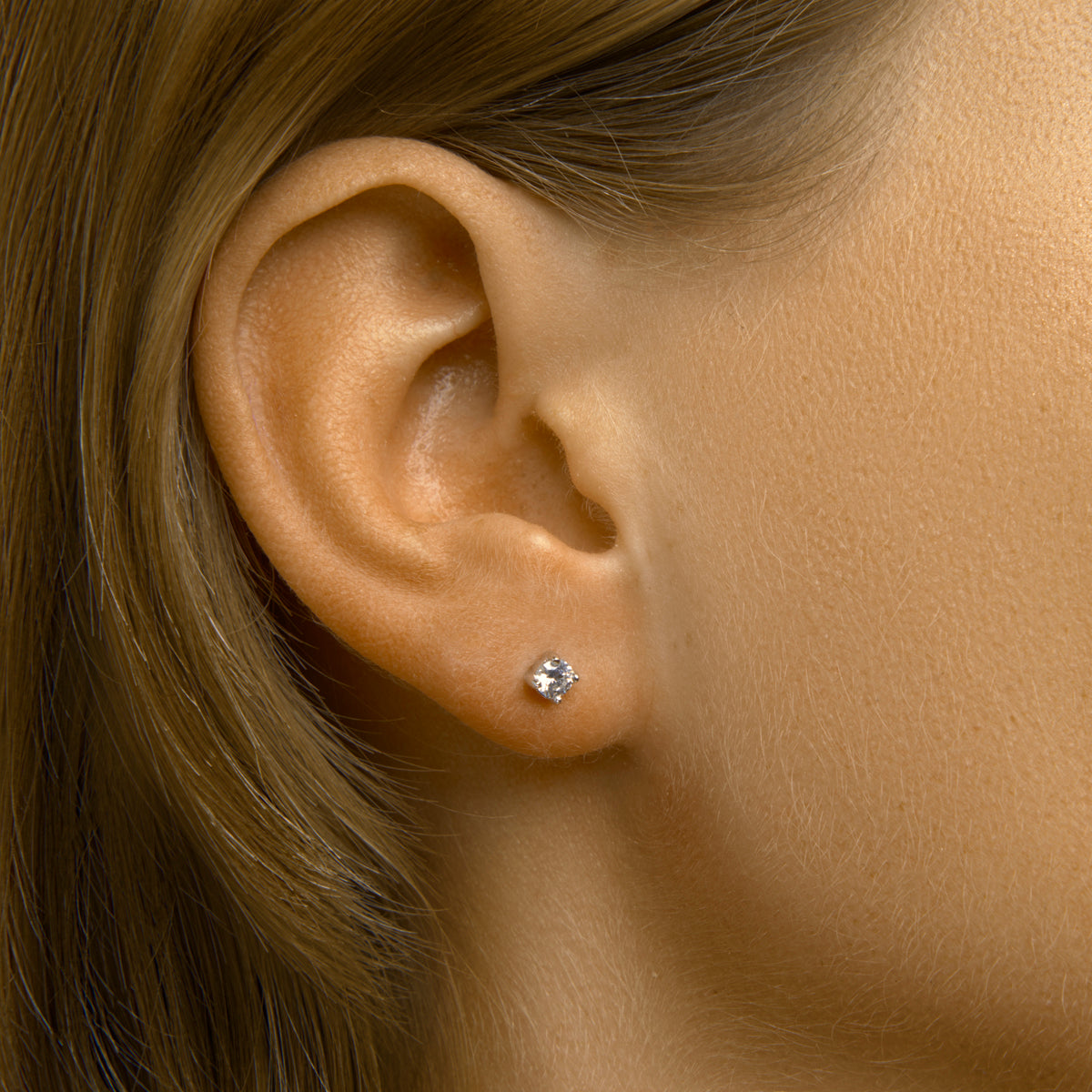 Oorknoppen zirkonia zilver gerhodineerd