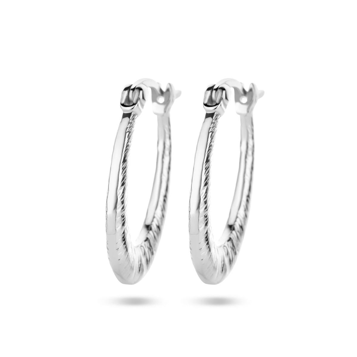 Oorringen scratch motief zilver gerhodineerd