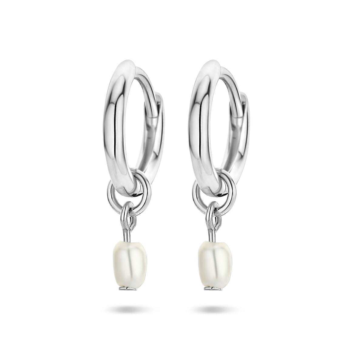 Oorringen parel zilver gerhodineerd