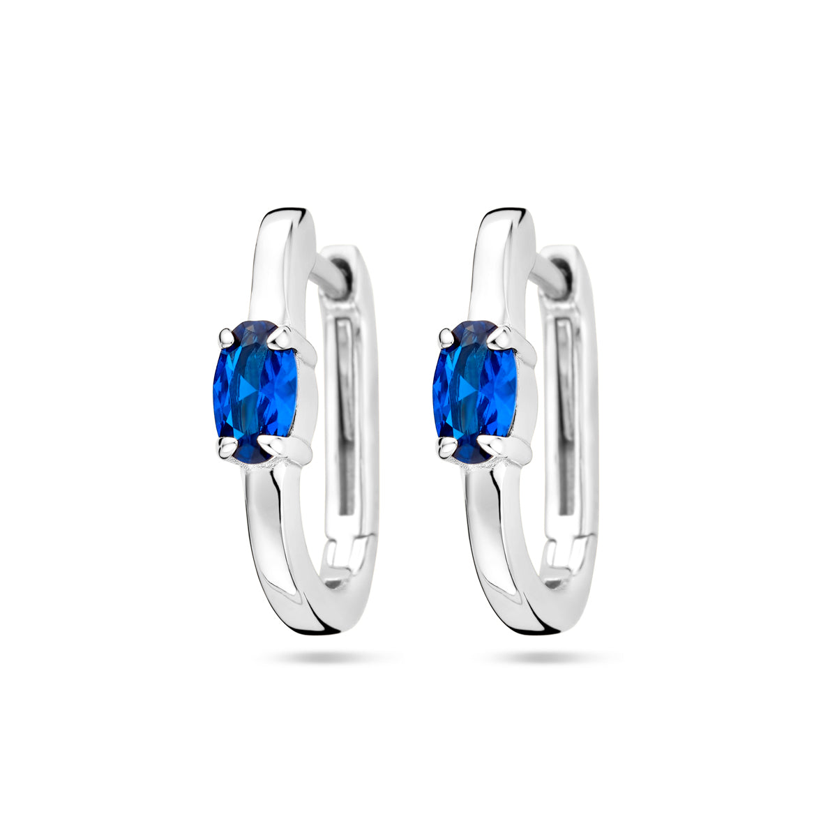 Klapoorringen blauw zirkonia zilver gerhodineerd