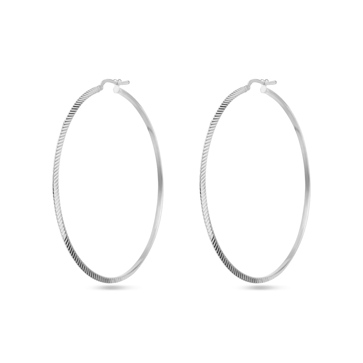 Oorringen gediamanteerd zilver gerhodineerd