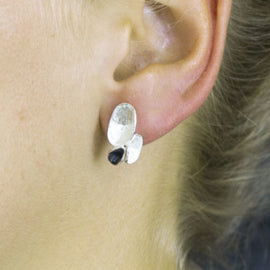 Oorstekers drieluik zilver met oxy