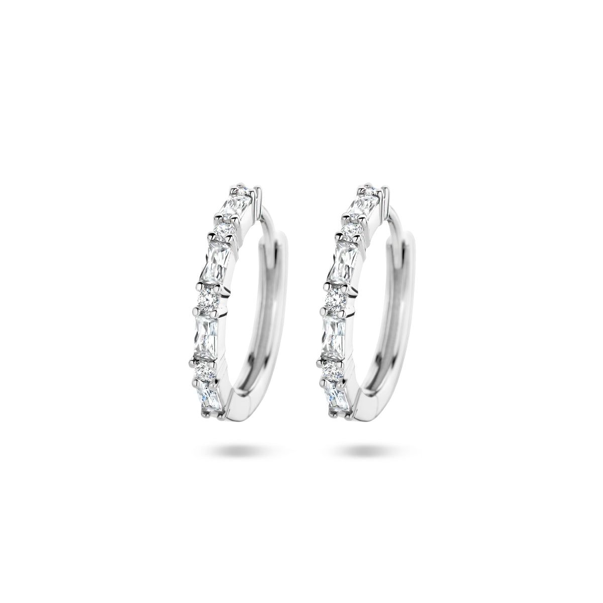 klapoorringen zirkonia zilver gerhodineerd