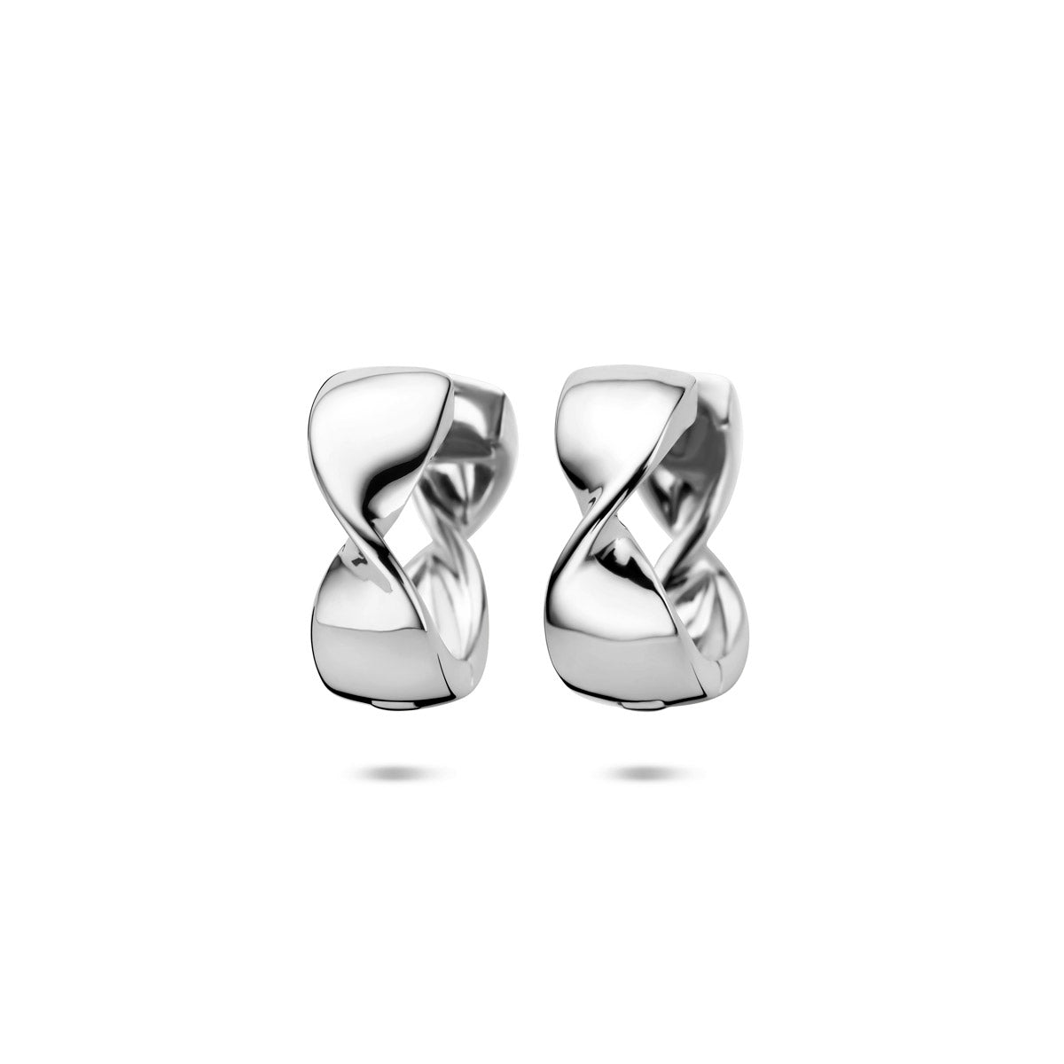 klapoorringen 15 mm zilver gerhodineerd