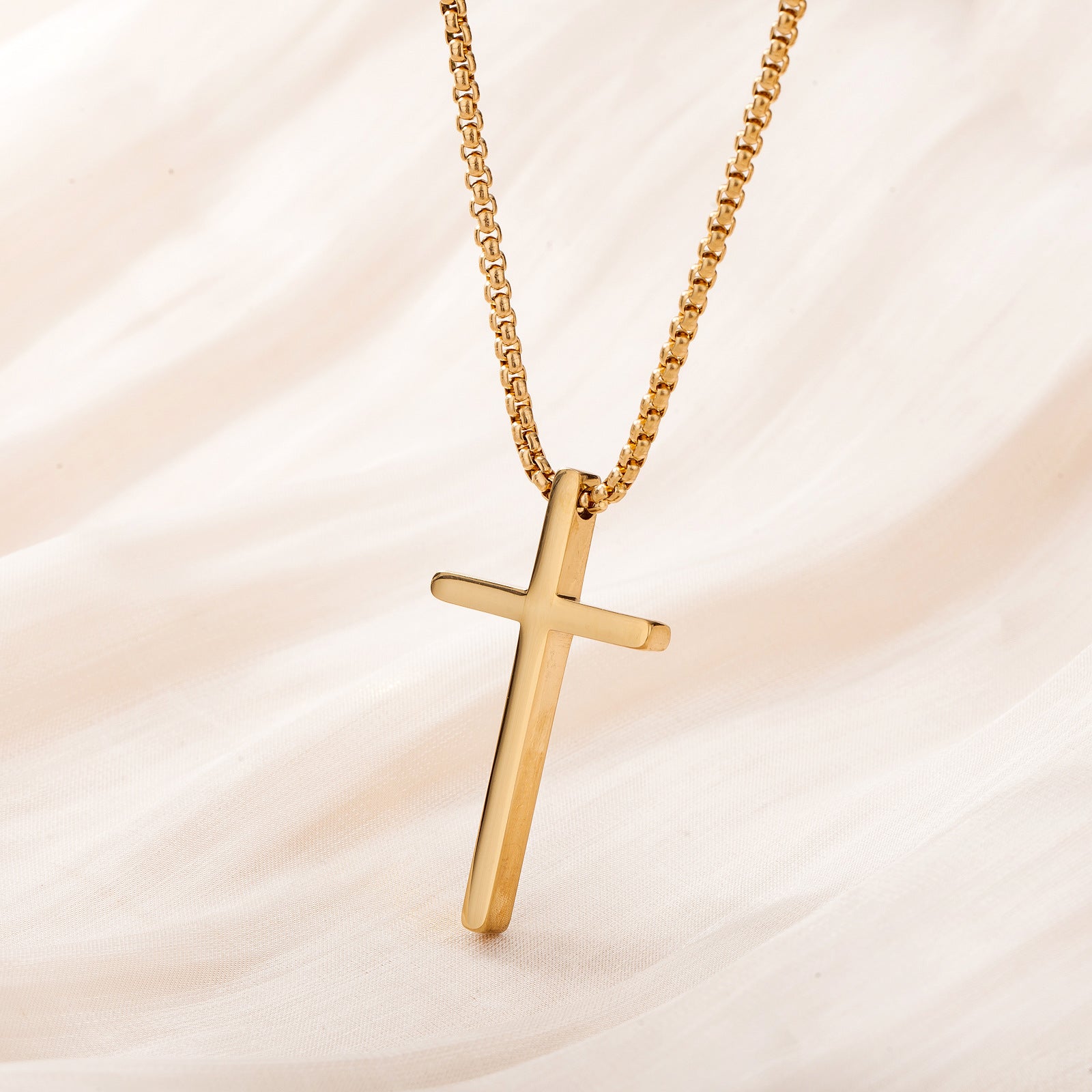 Halskette aus Chirurgenstahl mit Kreuz