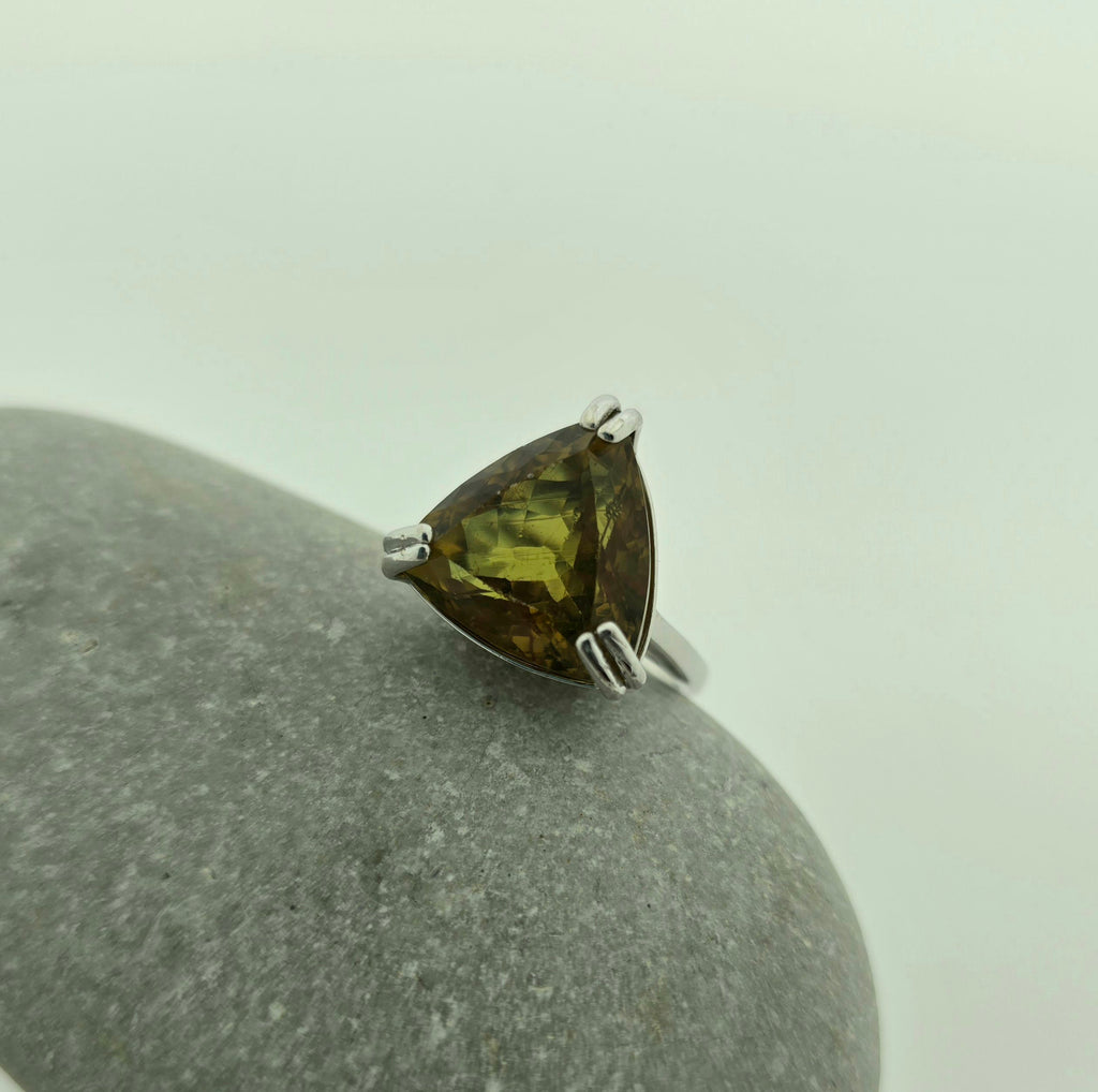 Handgemaakte zilveren zultanite ring