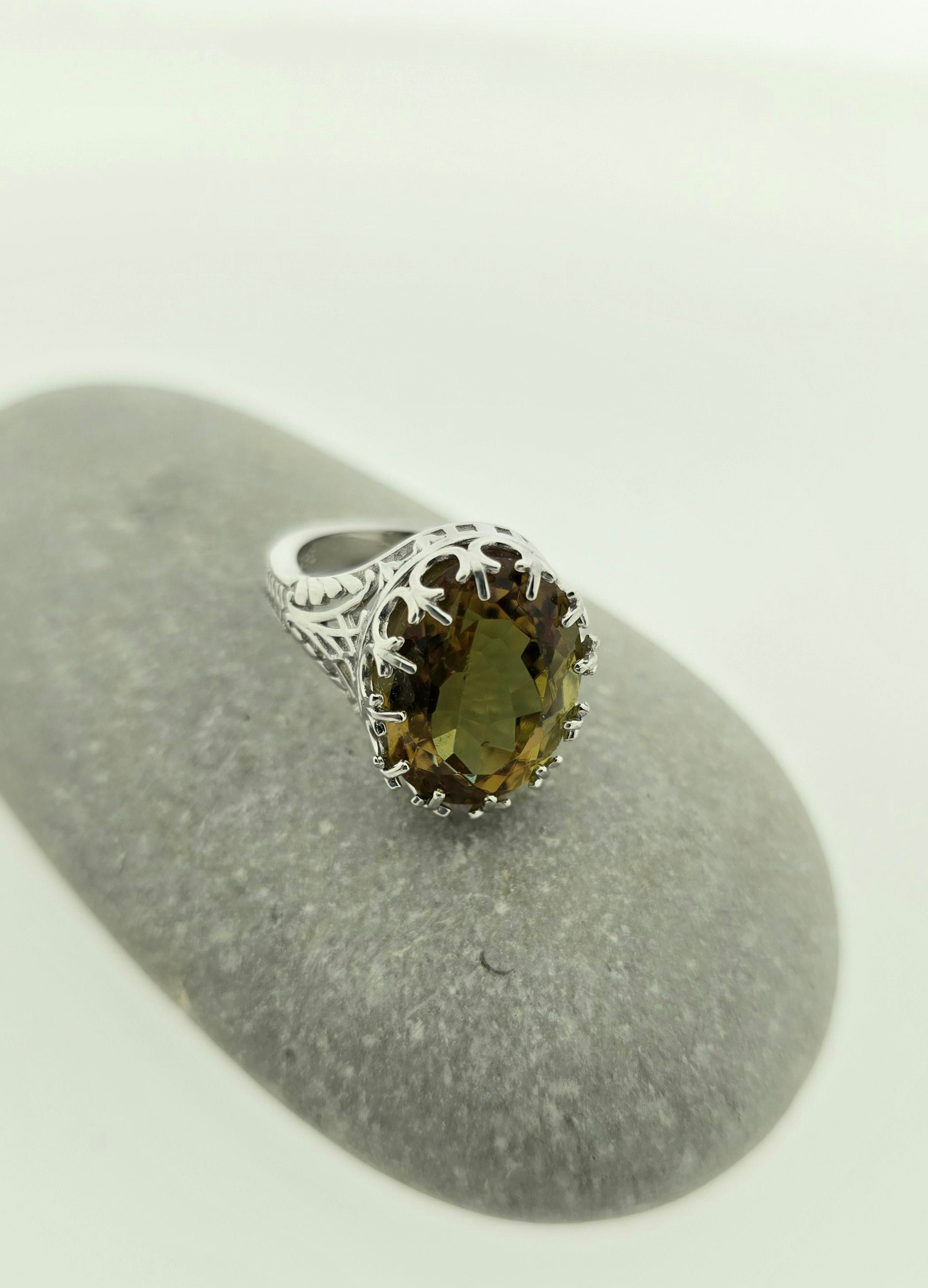 Handgemaakte zilveren zultanite ring