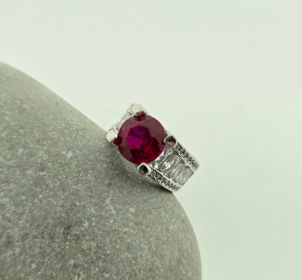 Handgemaakte zilveren ruby ring