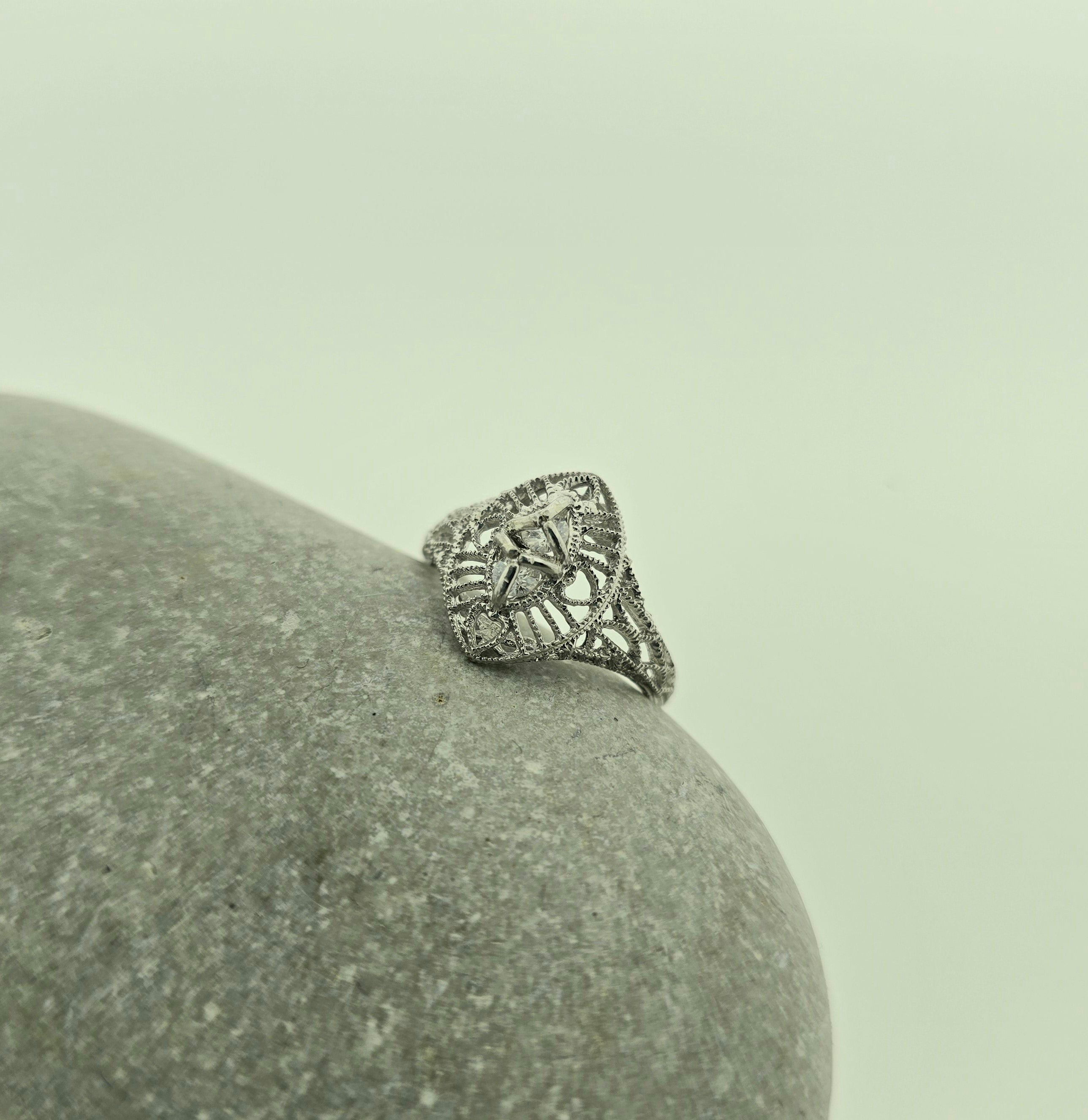 Handgemaakte zilveren moissanite ring