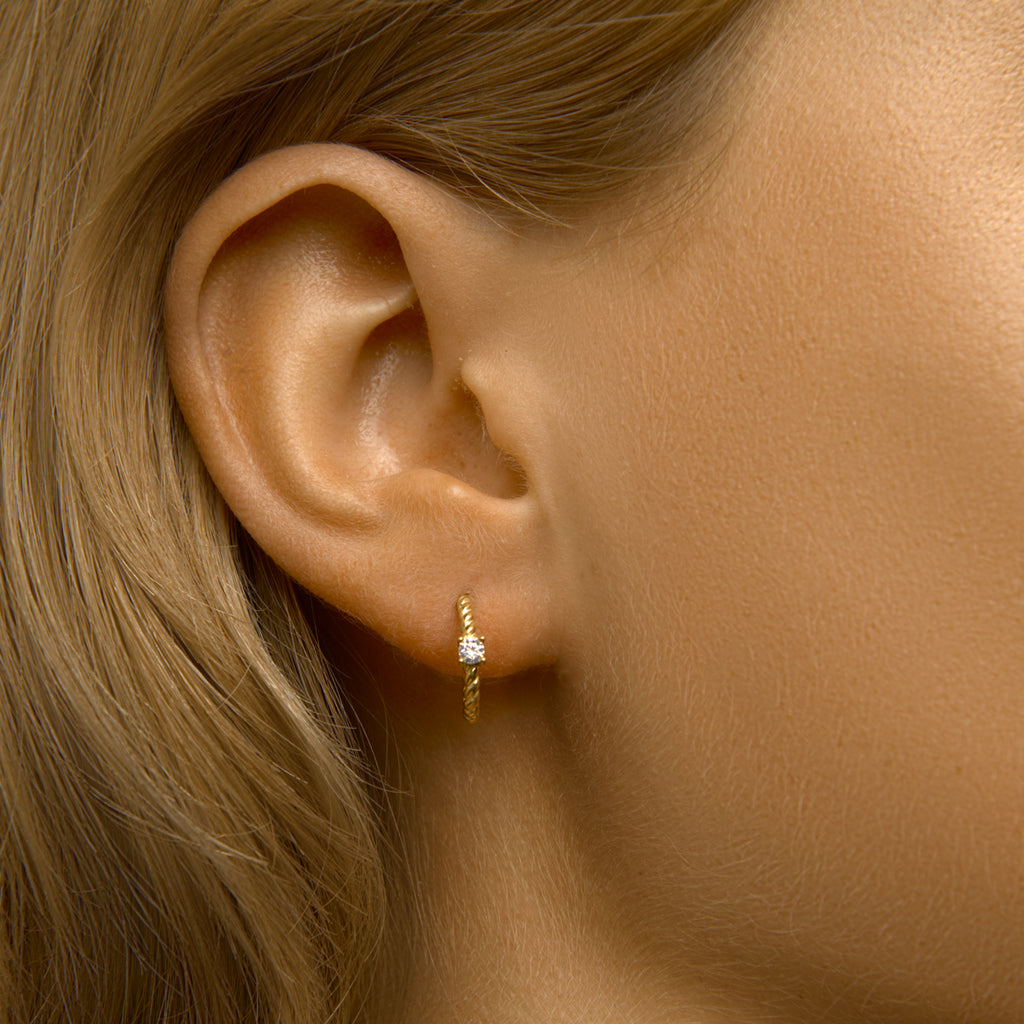 Stekeroorringen gedraaid zirkonia zilver verguld (geel)