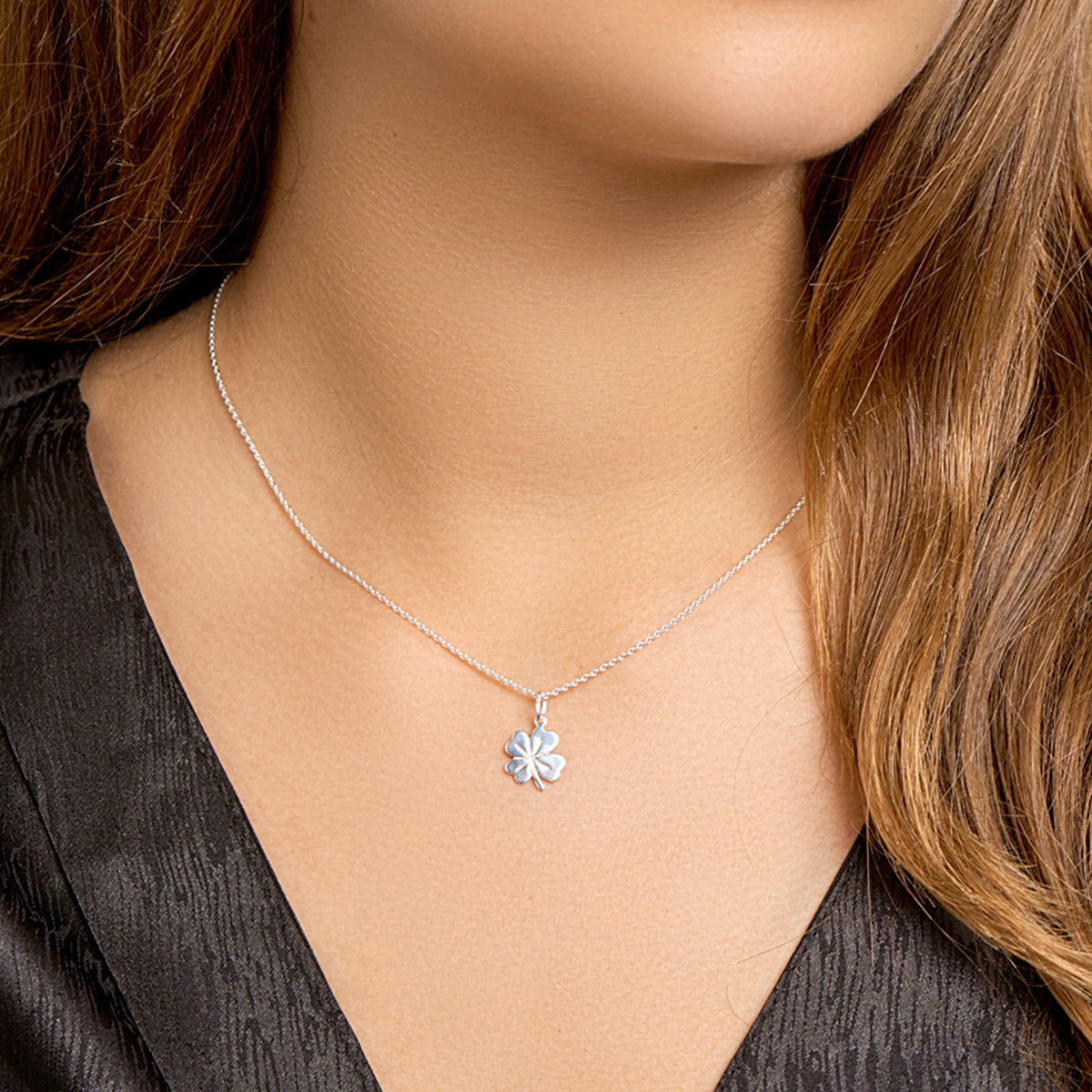 collier klavertje 41 + 4 cm zilver wit