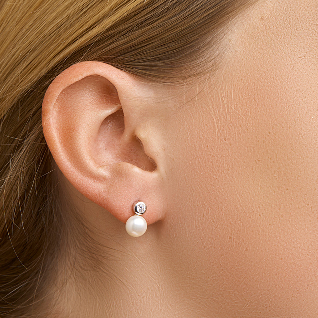 Ohrstecker Perle und Zirkonia Silber rhodiniert