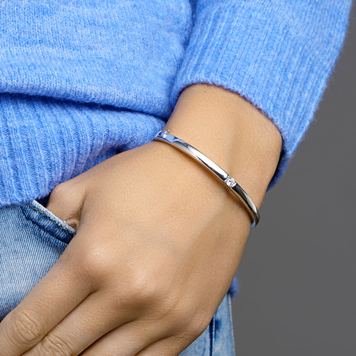 Armreif Scharnier Zirkonia 4,5 x 60 mm Silber rhodiniert