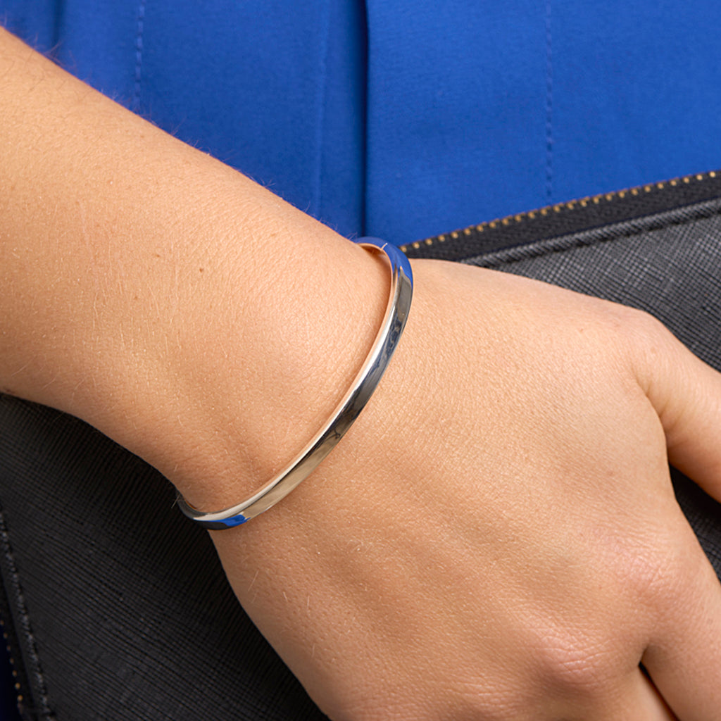bangle dop 4 mm vlakke buis zilver wit