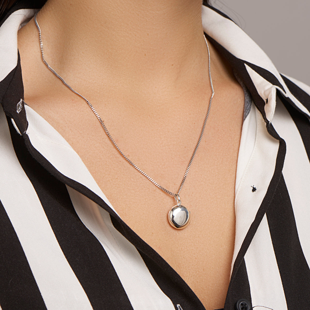 Medaillon 15,5 mm Silber weiß