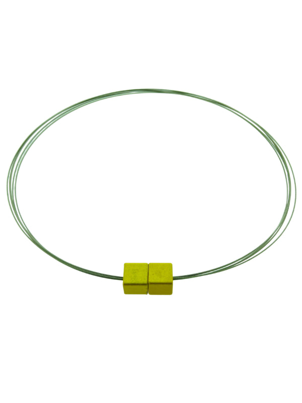 edelstalen spang met grijze blokjes