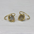 JÉH oorhaak verguld met knop labradoriet