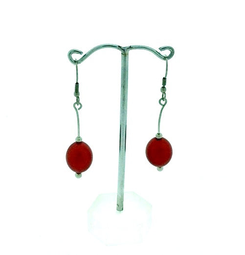 Hangoorbellen met een ovale kraal