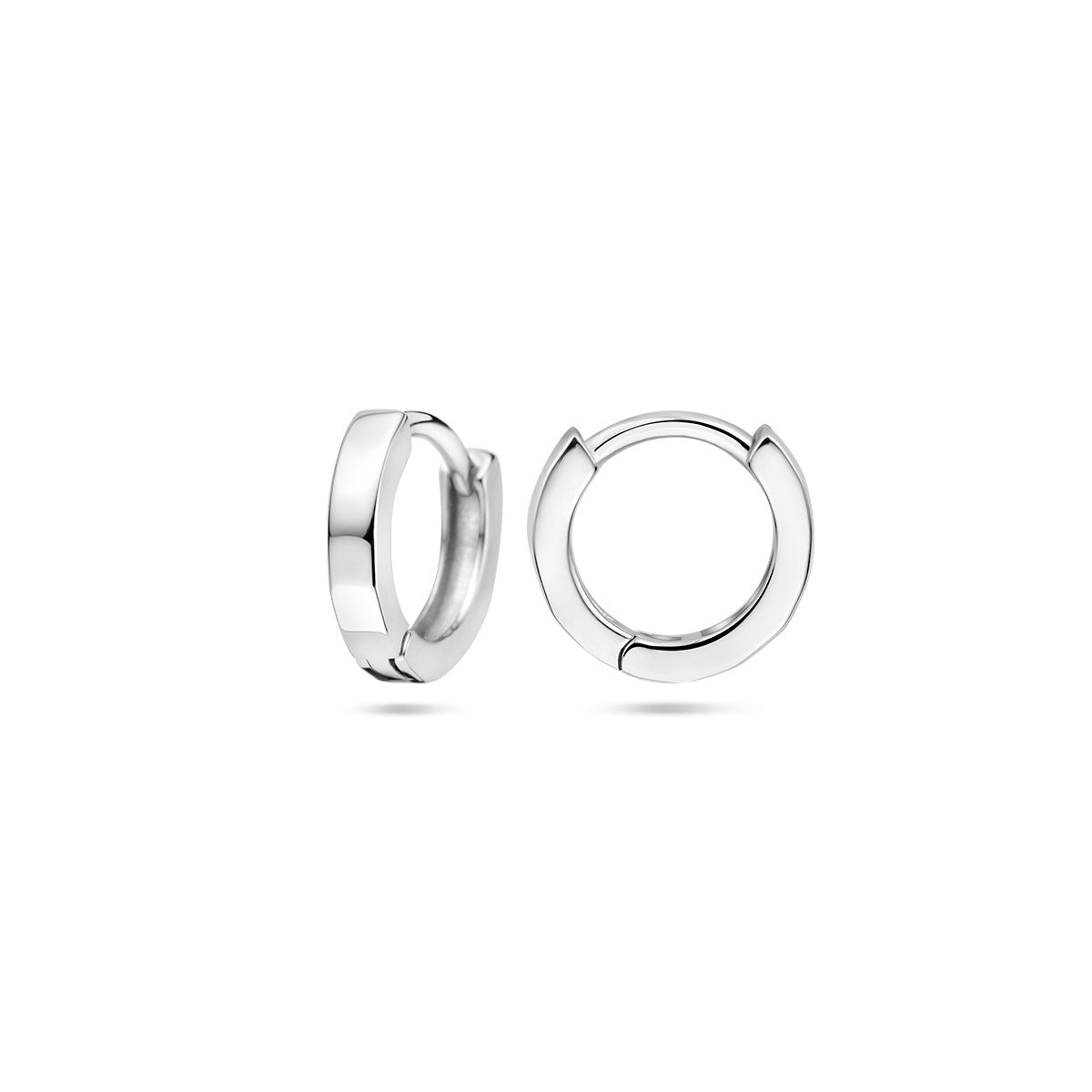 klapoorringen gefaceteerd 12 mm zilver gerhodineerd
