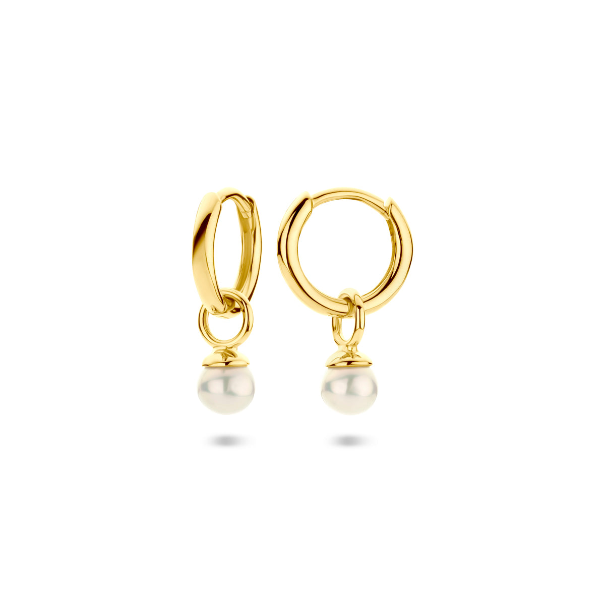 klapoorringen parel 18 mm 1 micron zilver verguld (geel)