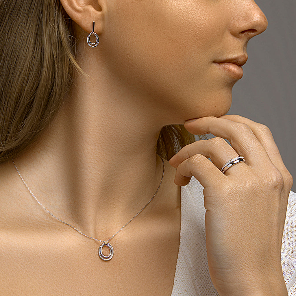 oorhangers diamant 0.04ct (2x0.02ct) h si 14K witgoud - ovaal