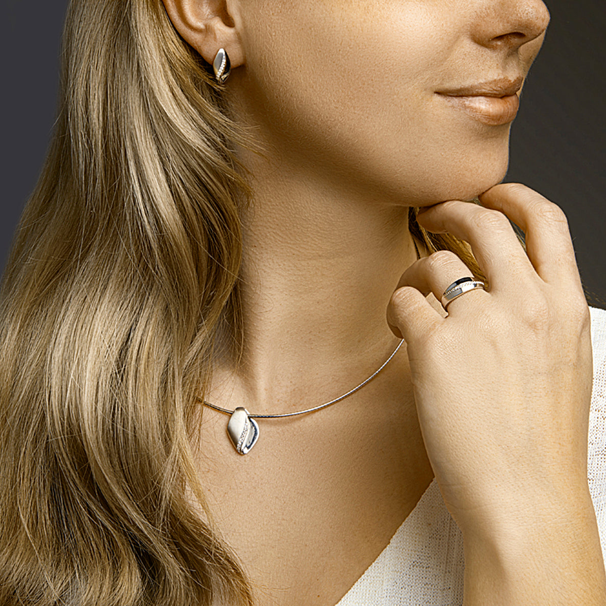Halskette Zirkonia Poly/matt 42 + 3 cm Silber rhodiniert