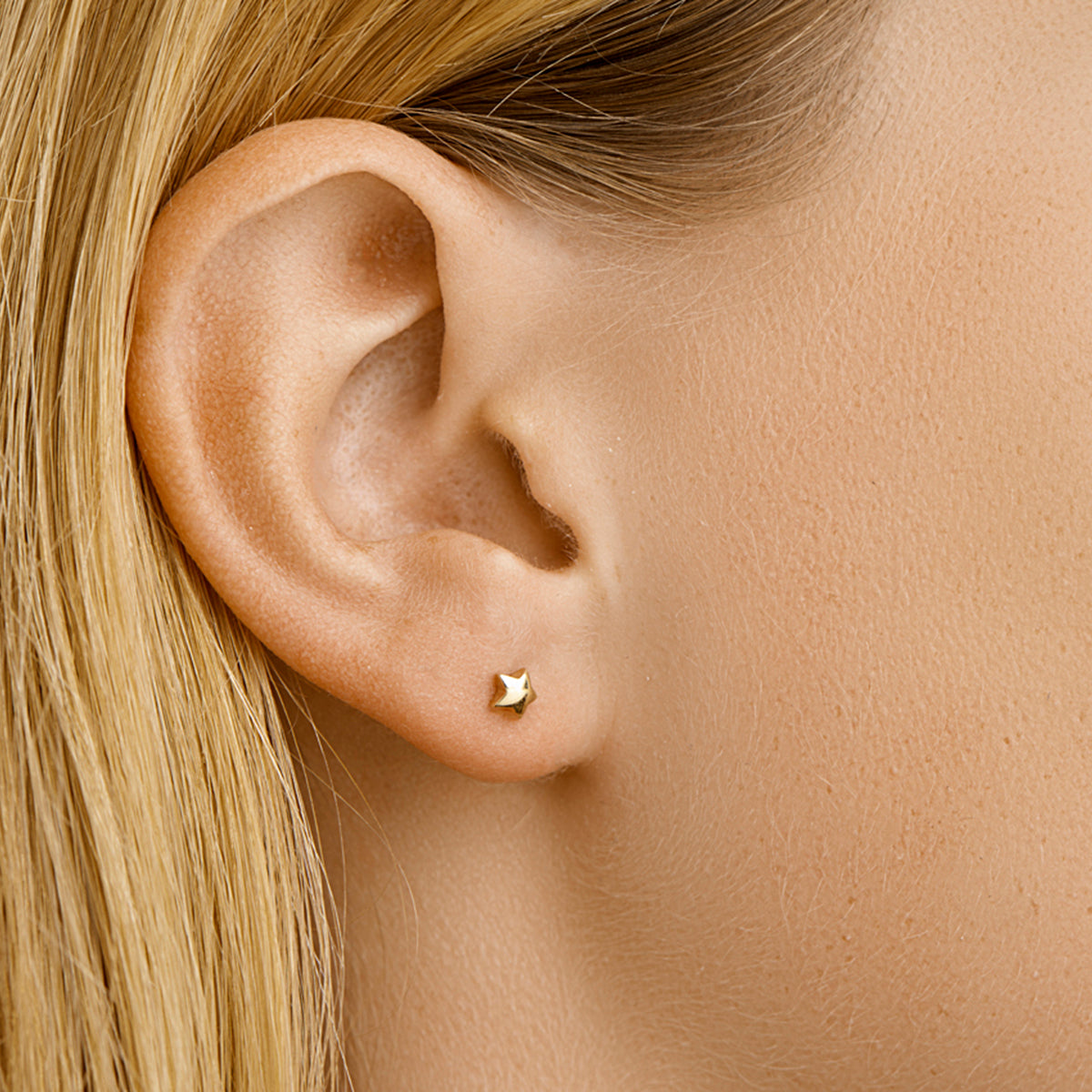Oorknoppen ster 14k geelgoud
