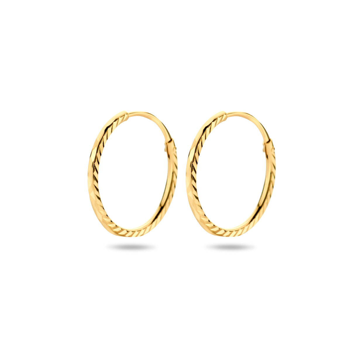 Oorringen gediamanteerd 14k geelgoud