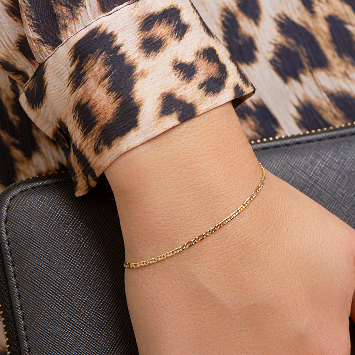 Armband valkenoog 1,9 mm 14k geelgoud