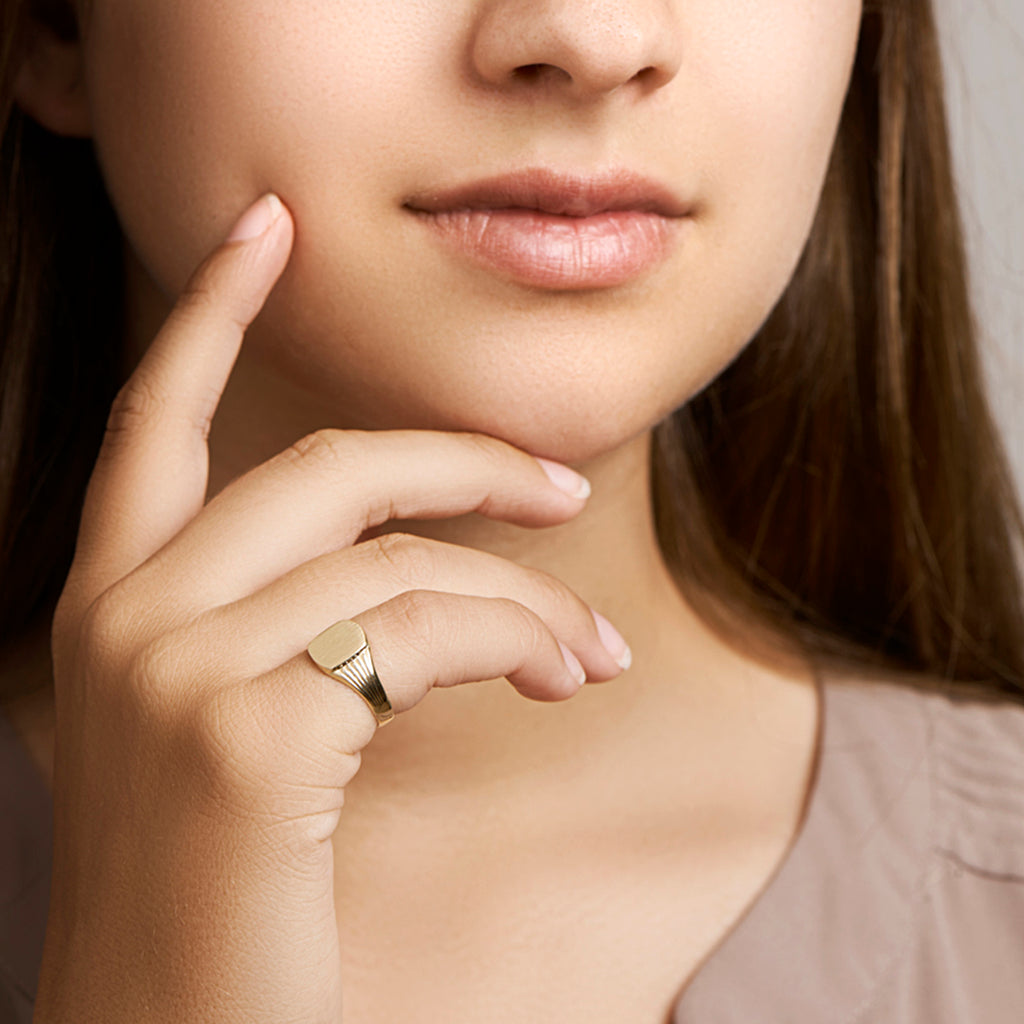 Graveerring poli/mat 14k geelgoud