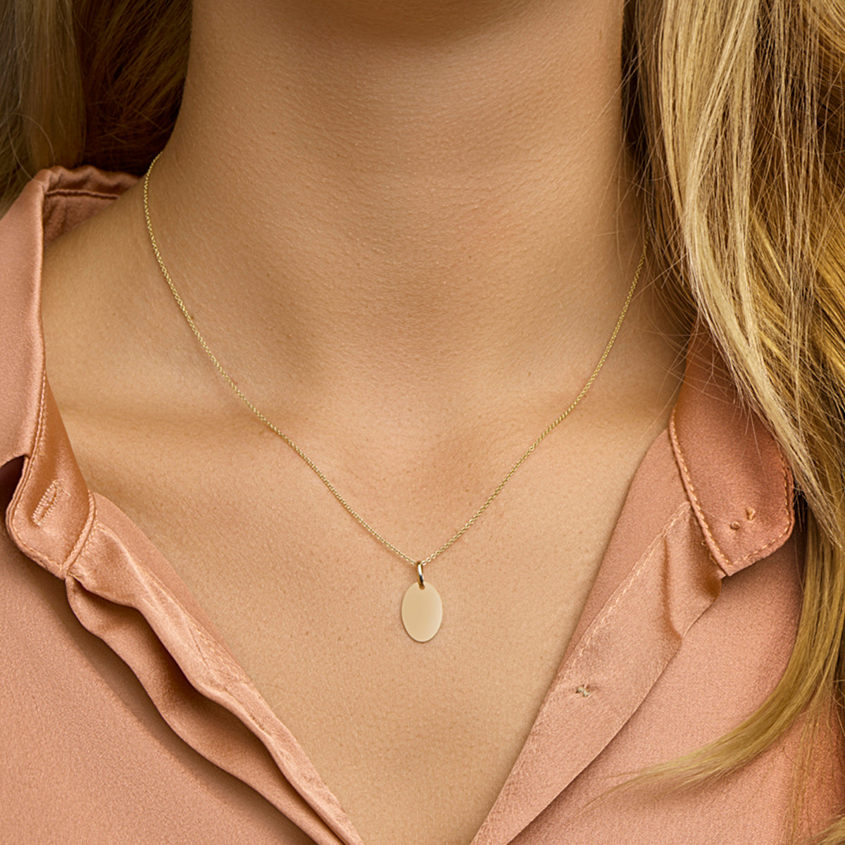 Graveerhanger ovaal 14k geelgoud