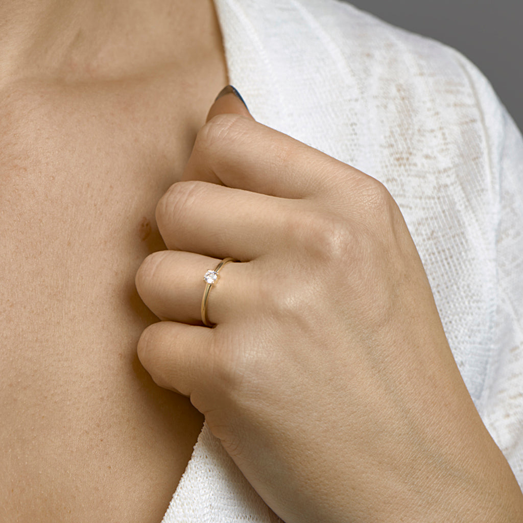 Ring zirkonia 14k geelgoud