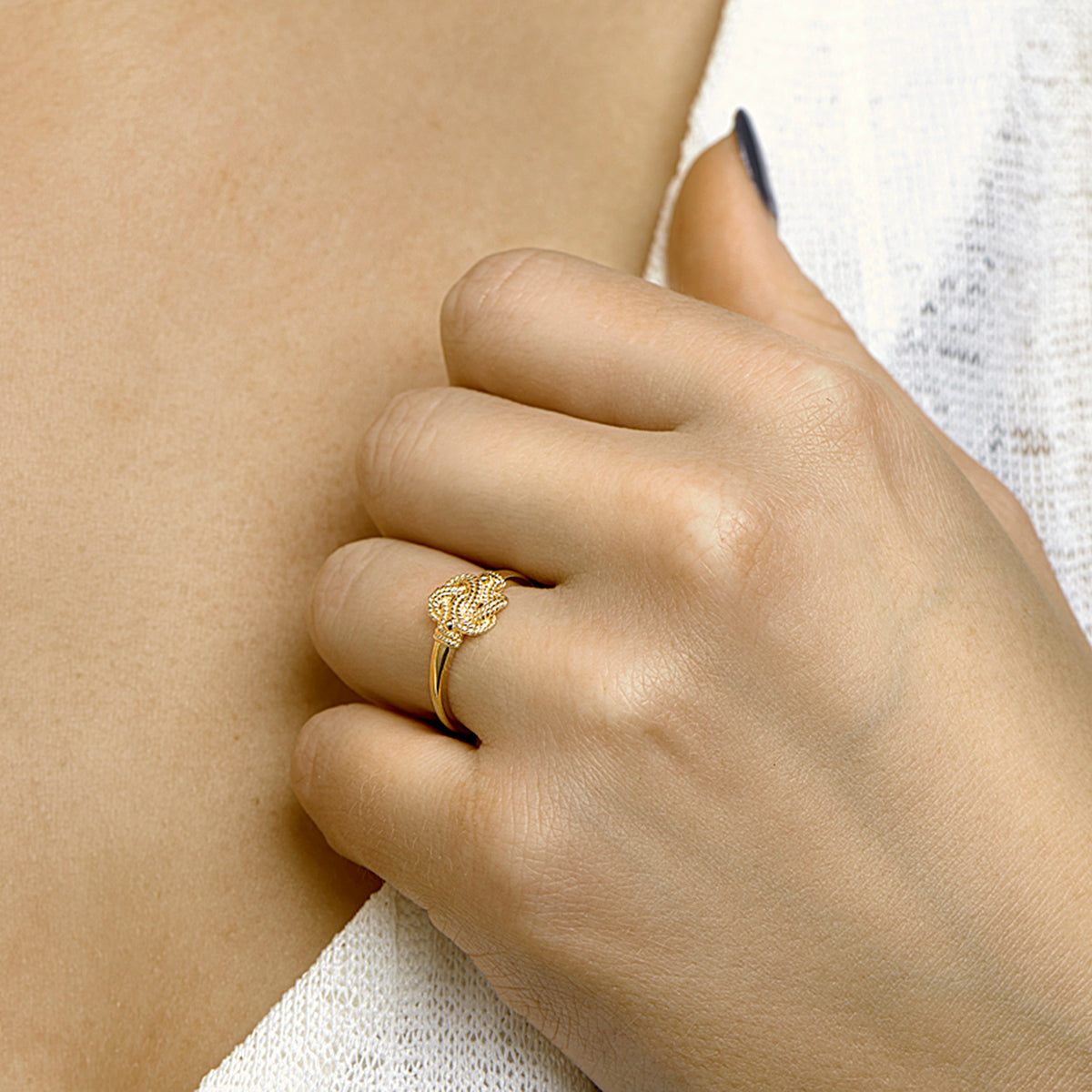 Ring surinaamse mattenklopper 14k geelgoud