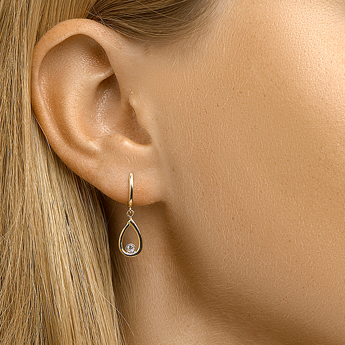 Oorhangers zirkonia 14k geelgoud