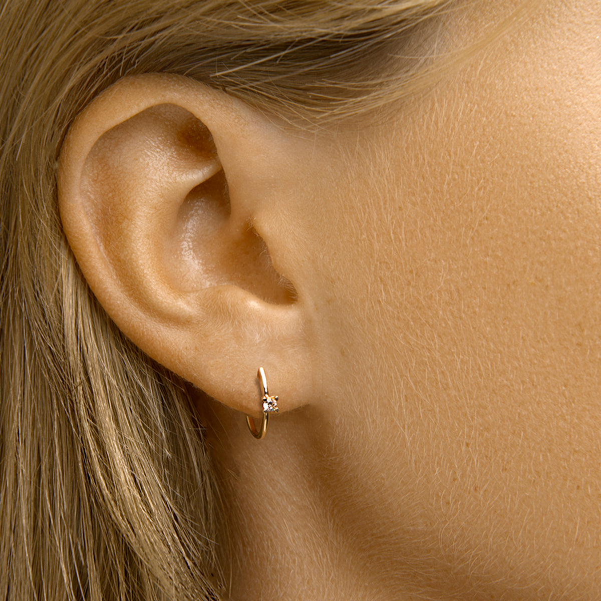 Oorknoppen zirkonia 14k geelgoud