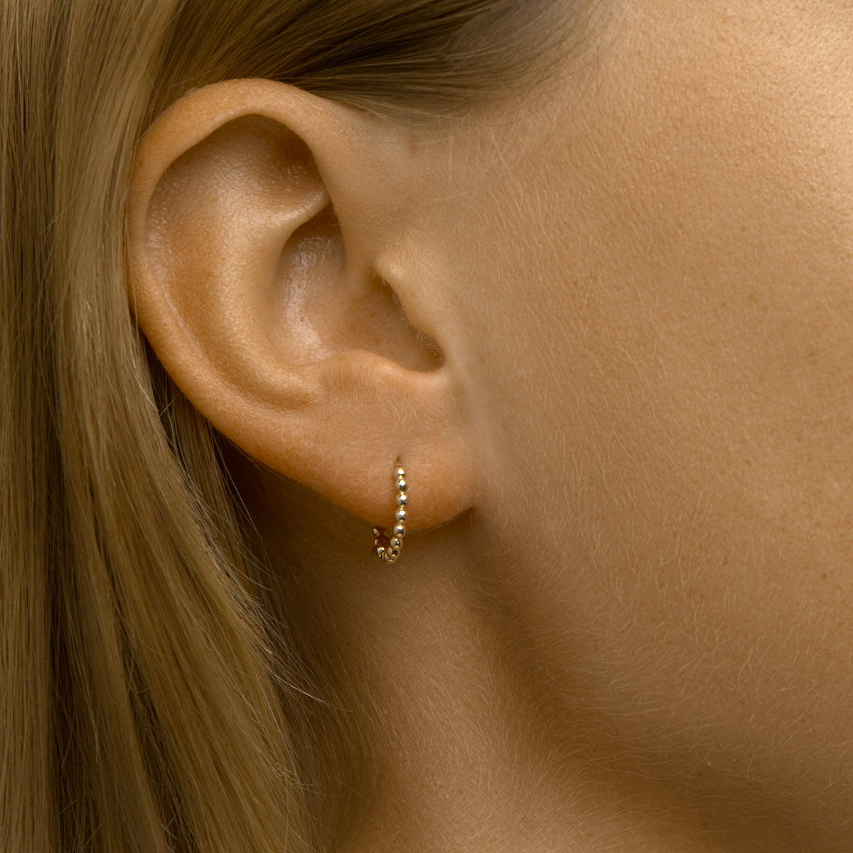 Klapoorringen bolletjes 14k geelgoud