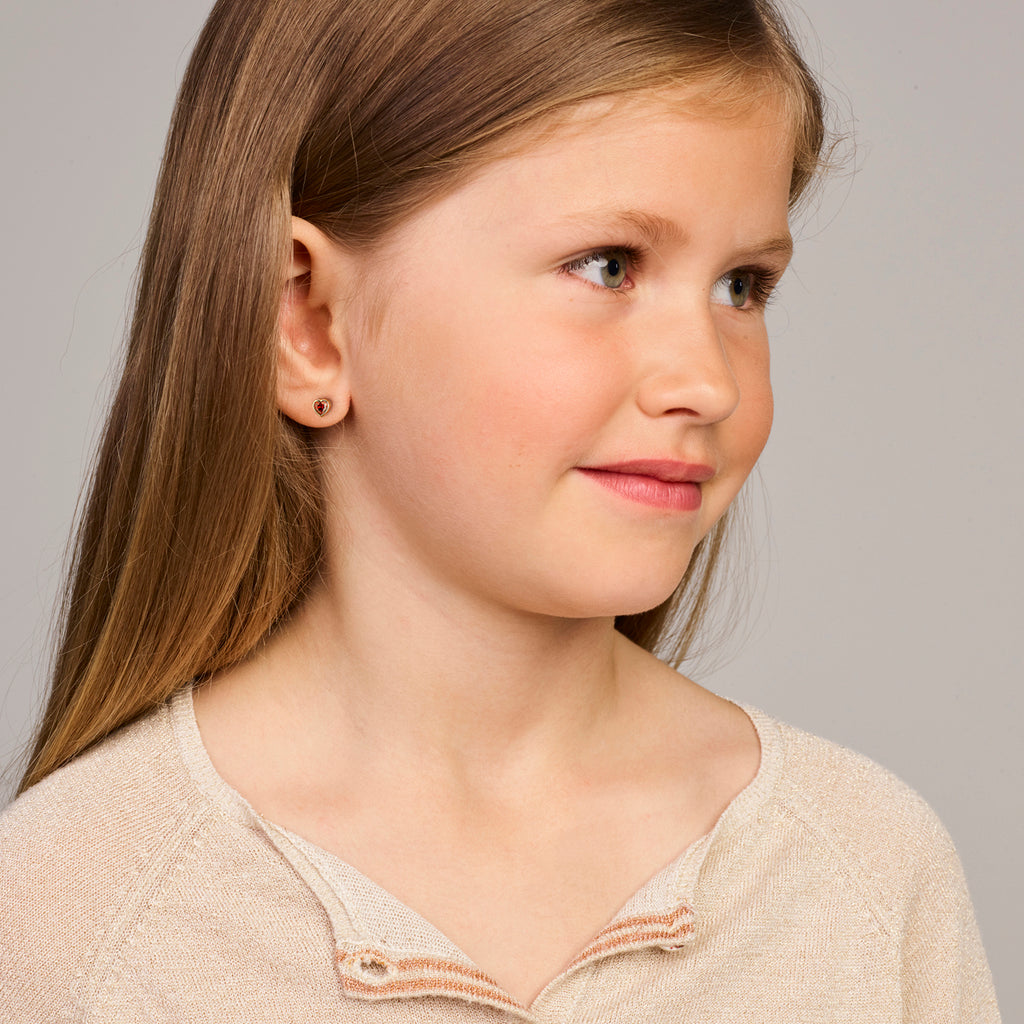 Oorknoppen hart met zirkonia geboortesteen 14k geelgoud