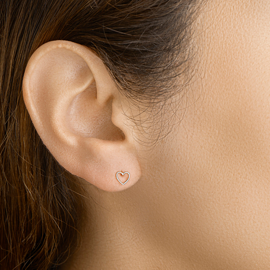 Oorknoppen hart 14k witgoud