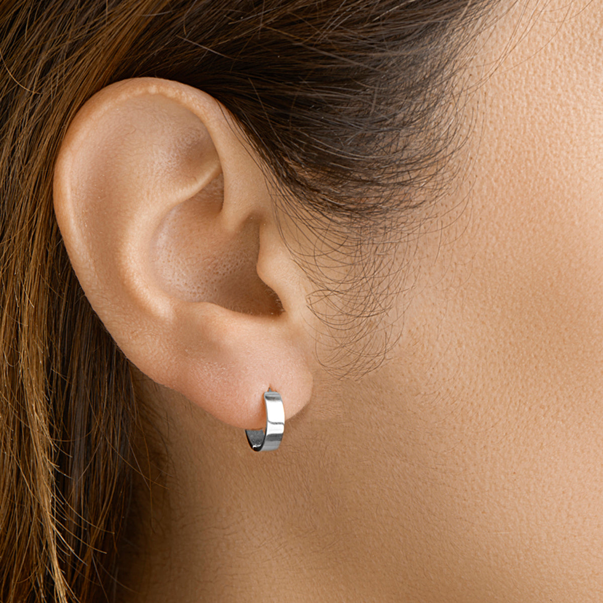 Klapoorringen 14k witgoud