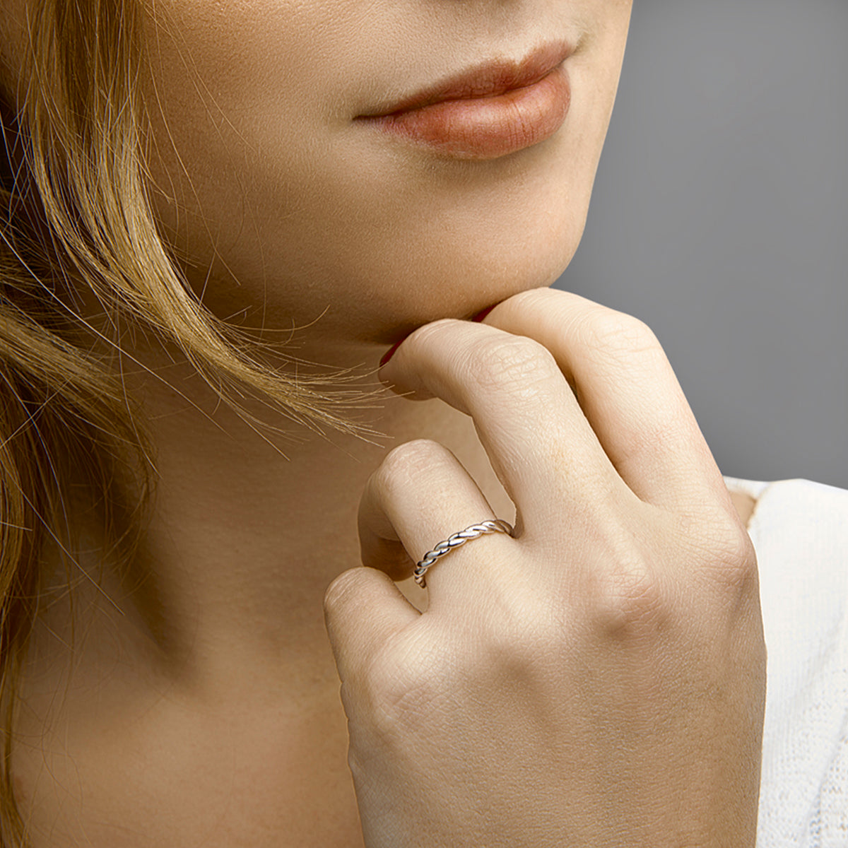 Aanschuifring gedraaid 14k witgoud