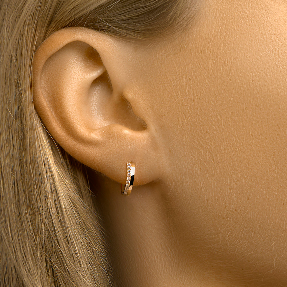 Klapoorringen zirkonia 14k roségoud