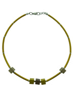 geanodiseerd aluminium collier met blokjes